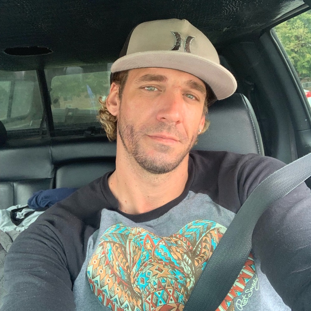 Meet your Posher, Christopher